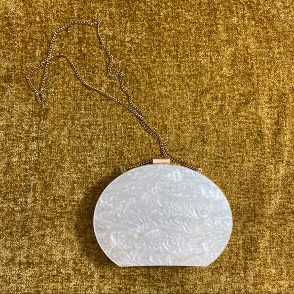 Faux shell clutch - Picture 2 of 2